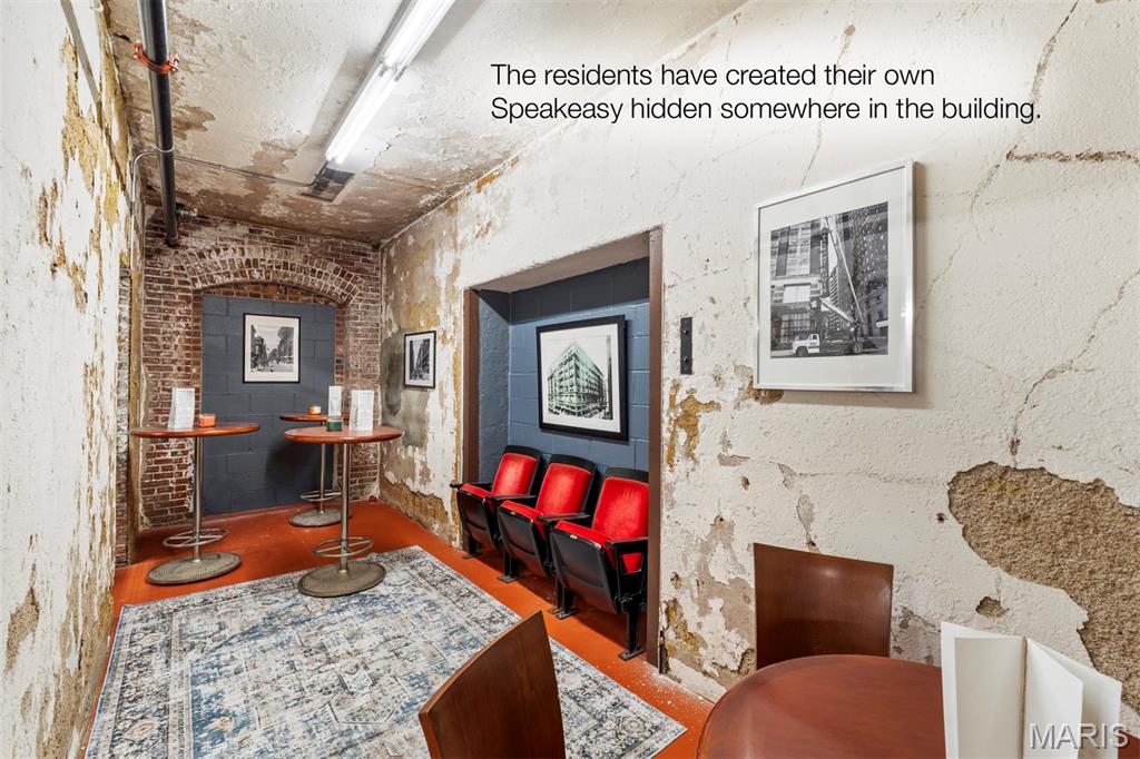 901 Washington Avenue Unit: 704