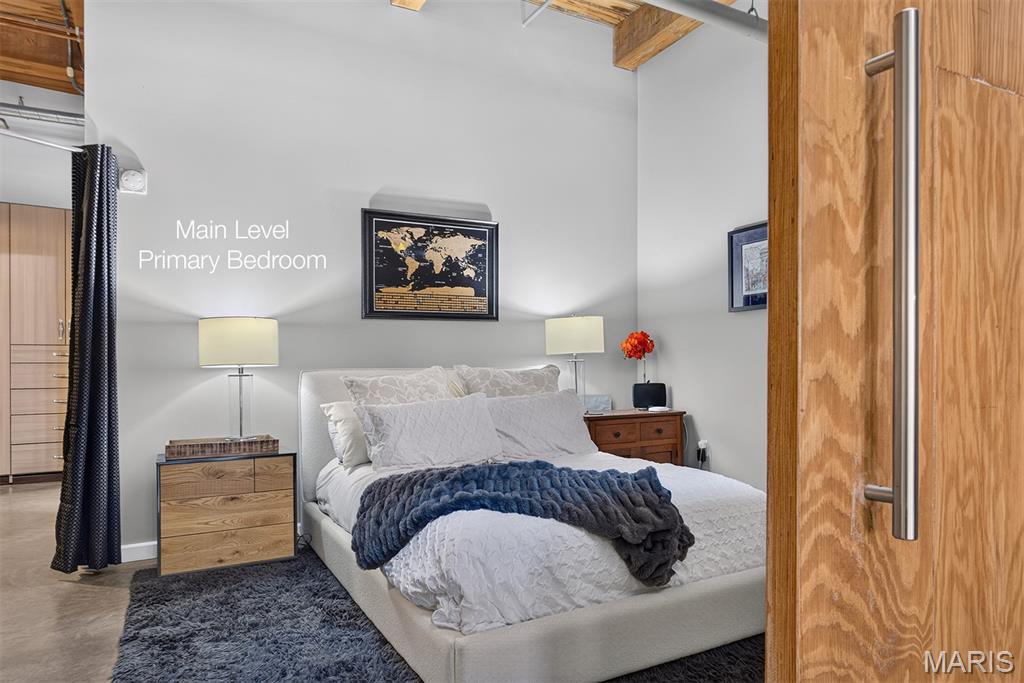 901 Washington Avenue Unit: 704