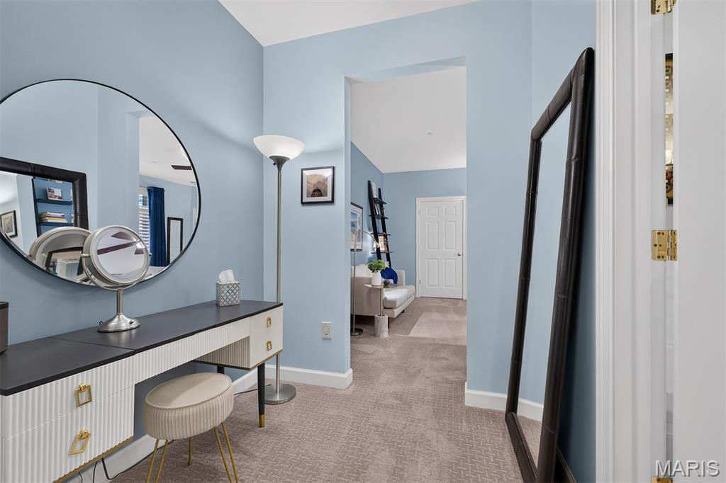 110 N Newstead Avenue Unit: 103