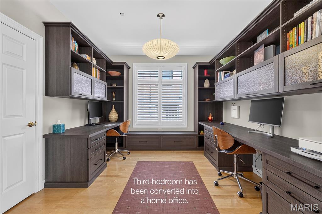 110 N Newstead Avenue Unit: 103