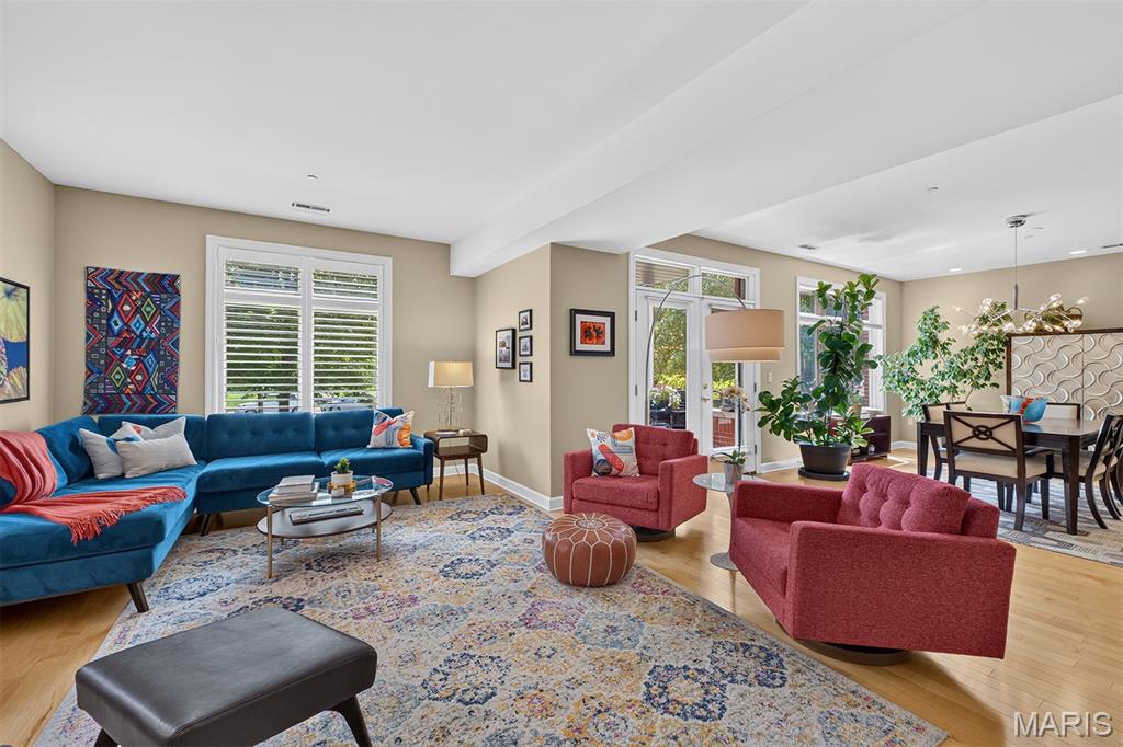 110 N Newstead Avenue Unit: 103