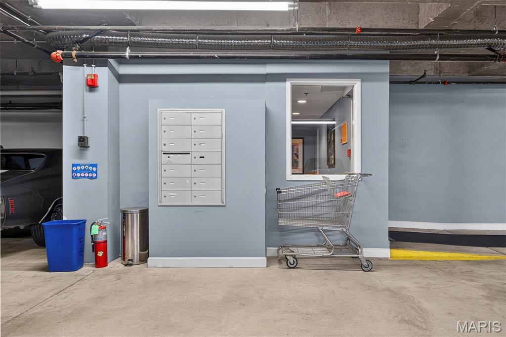 110 N Newstead Avenue Unit: 103