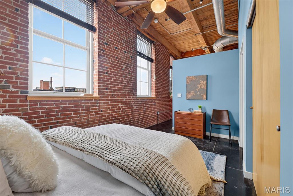 721 N 17th Unit: 202