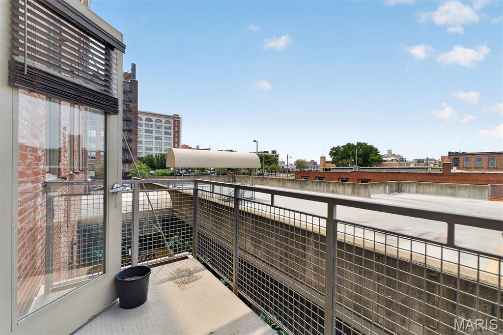 721 N 17th Unit: 202