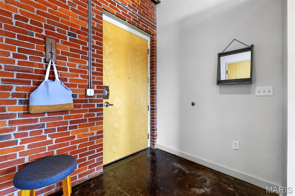 721 N 17th Unit: 202