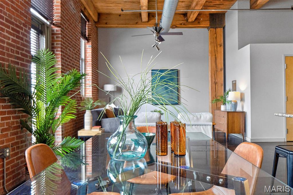 721 N 17th Unit: 202
