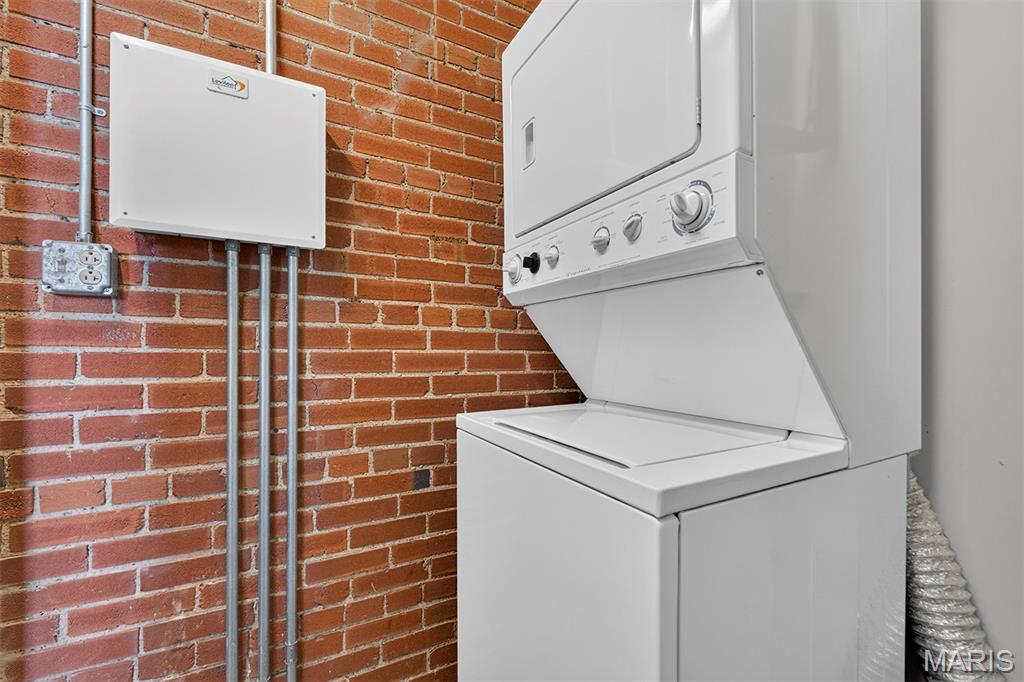 721 N 17th Unit: 202