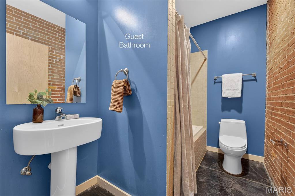 721 N 17th Unit: 202