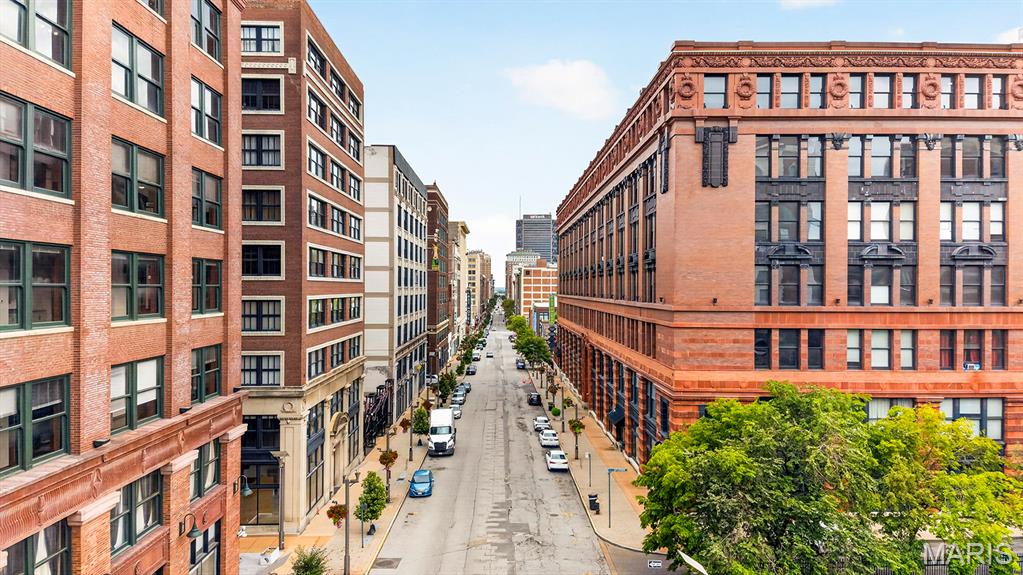 1619 Washington Avenue Unit: 802