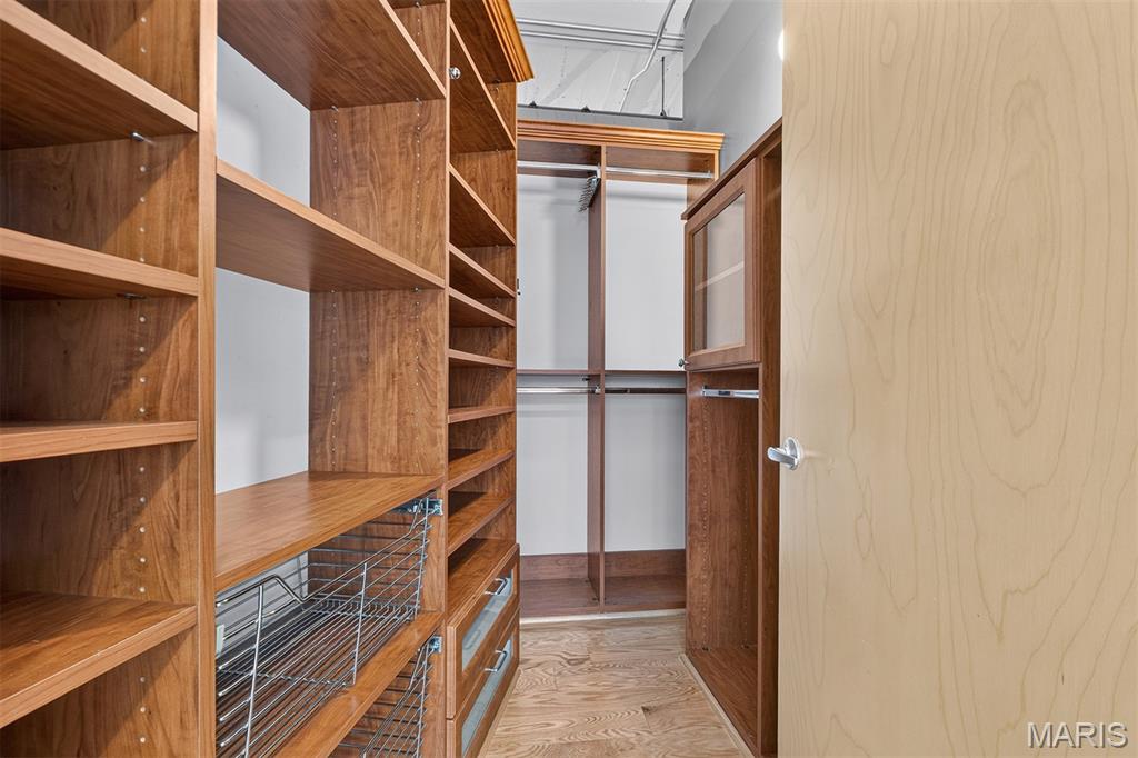 1619 Washington Avenue Unit: 802