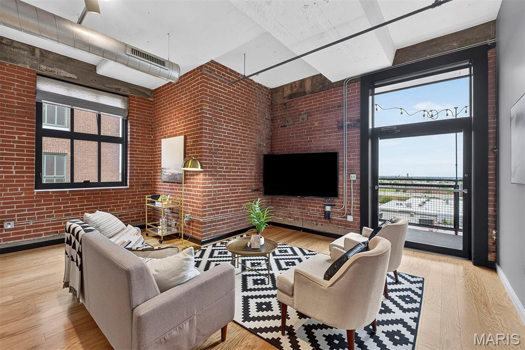 1619 Washington Avenue Unit: 802