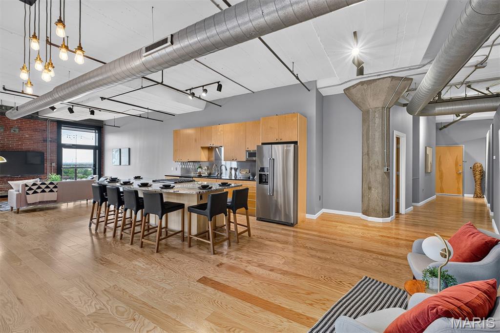 1619 Washington Avenue Unit: 802