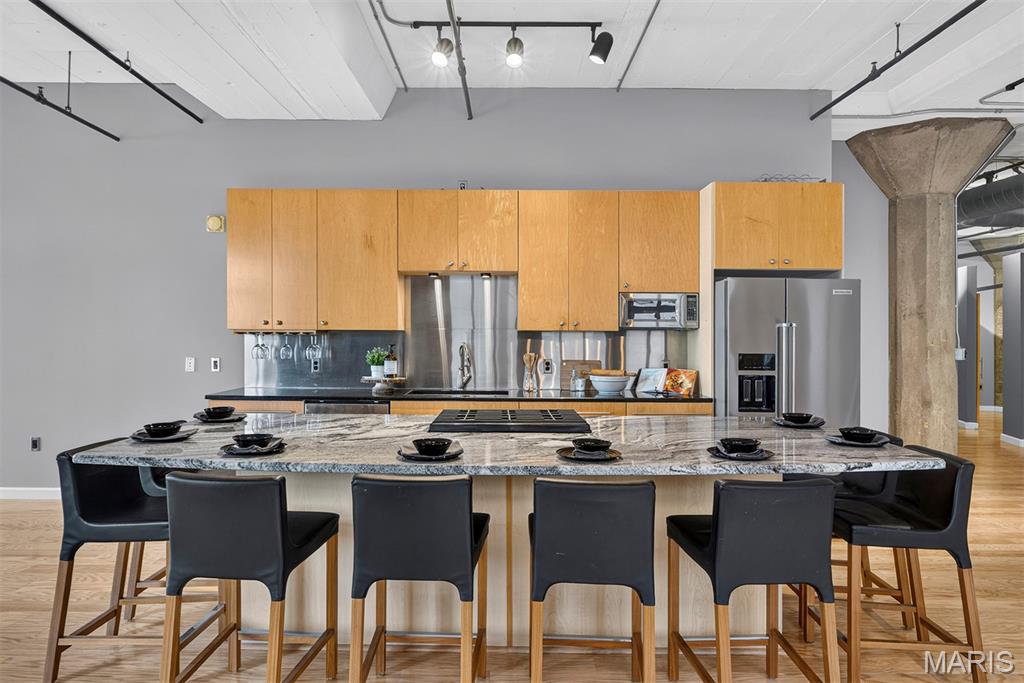 1619 Washington Avenue Unit: 802