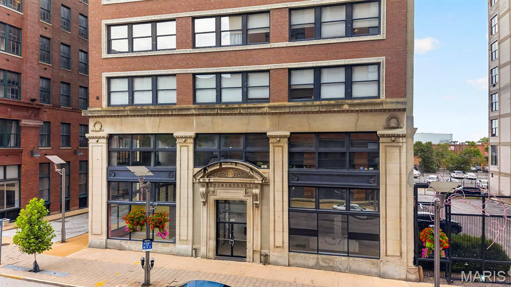 1619 Washington Avenue Unit: 802