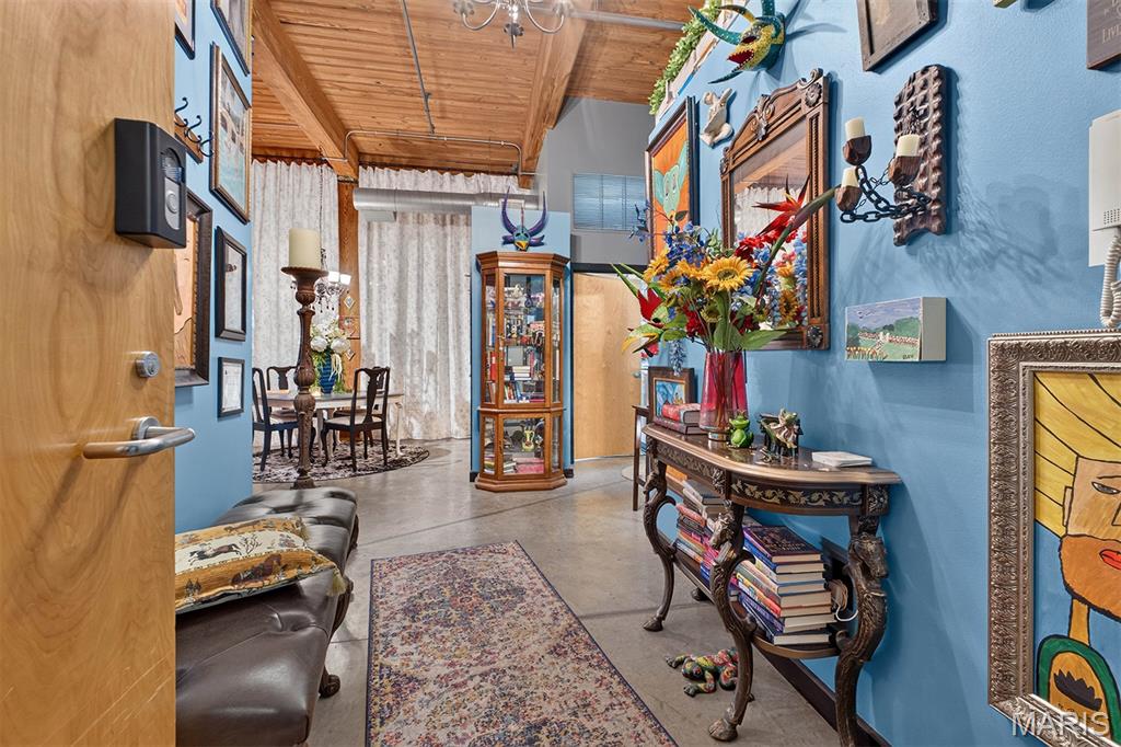 703 N 13th Street Unit: 207