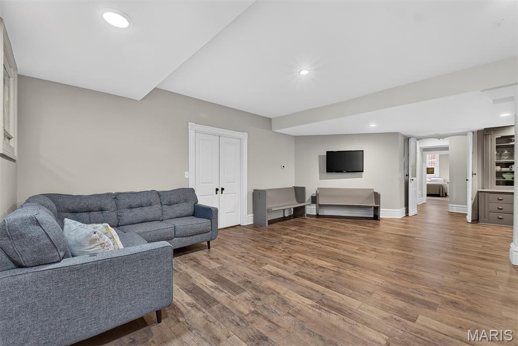 2123 Park Avenue