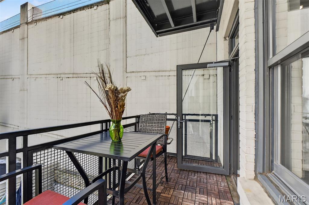 915 Olive Unit: 1112