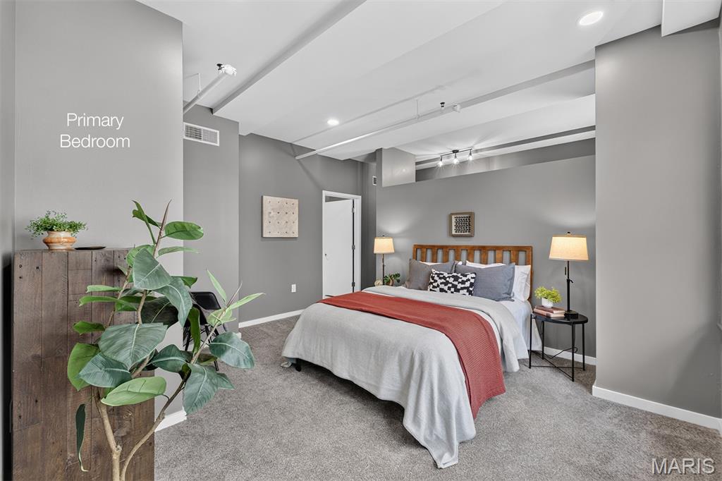915 Olive Unit: 1112