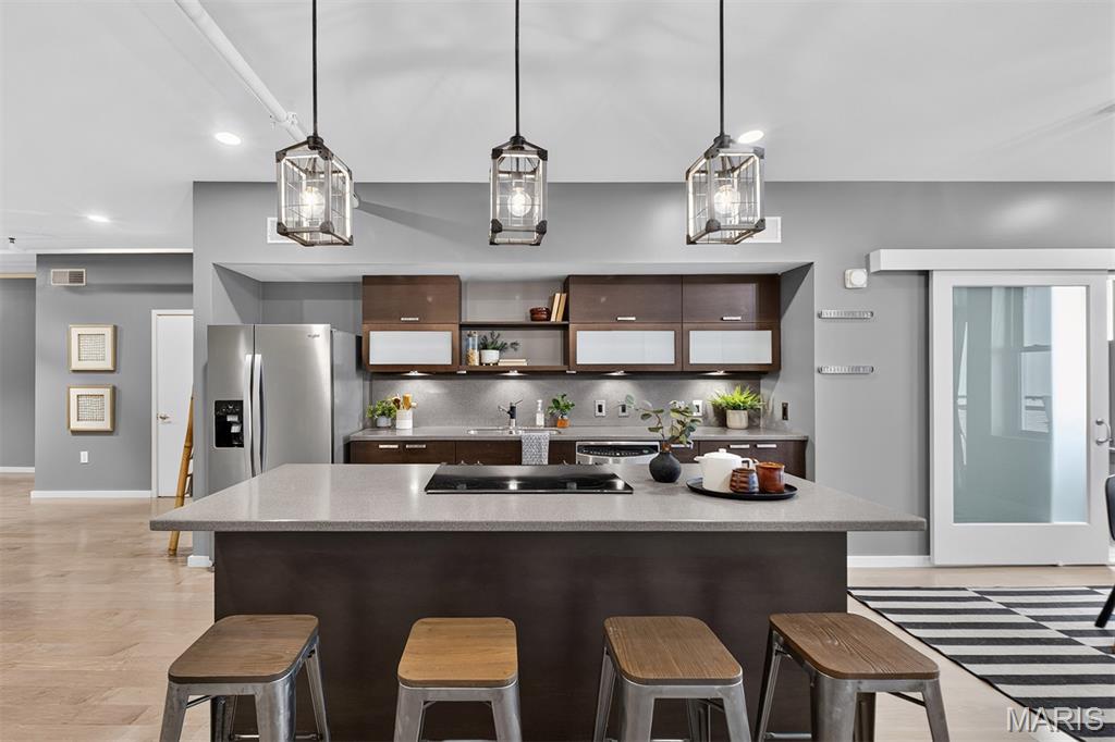 915 Olive Unit: 1112