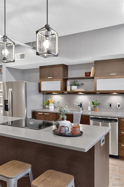 915 Olive Unit: 1112