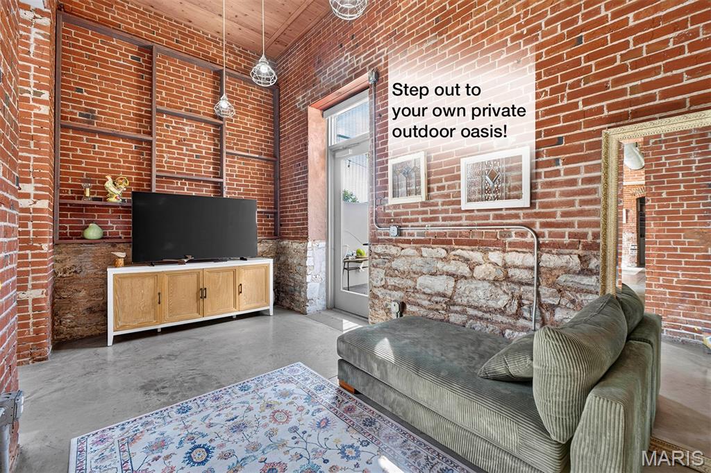 721 N 17th Street Unit: 103