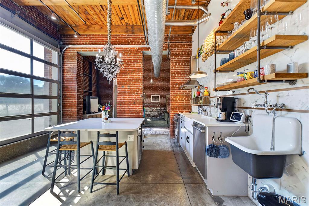 721 N 17th Street Unit: 103