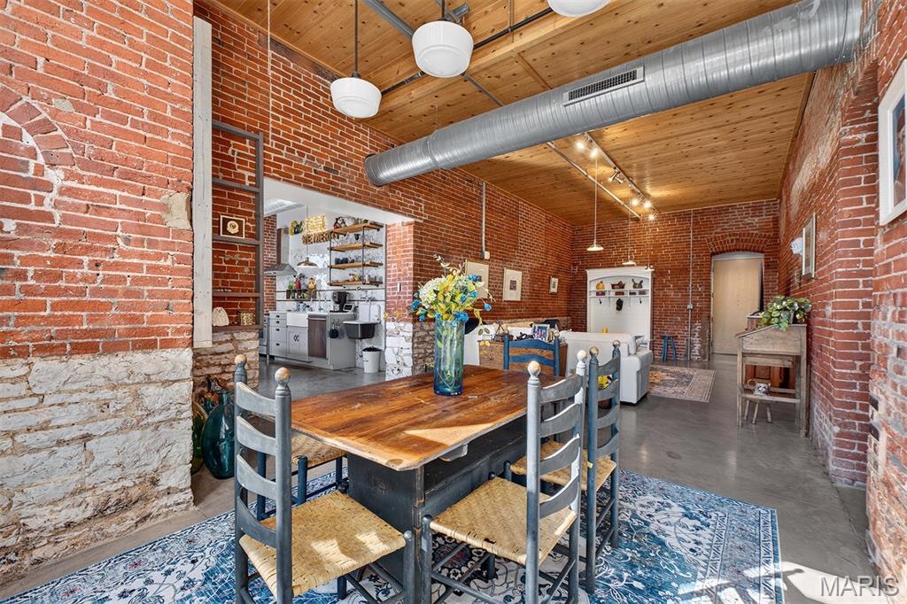 721 N 17th Street Unit: 103