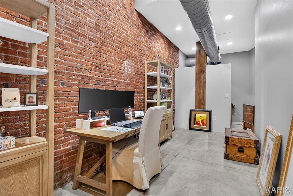 721 N 17th Street Unit: 103