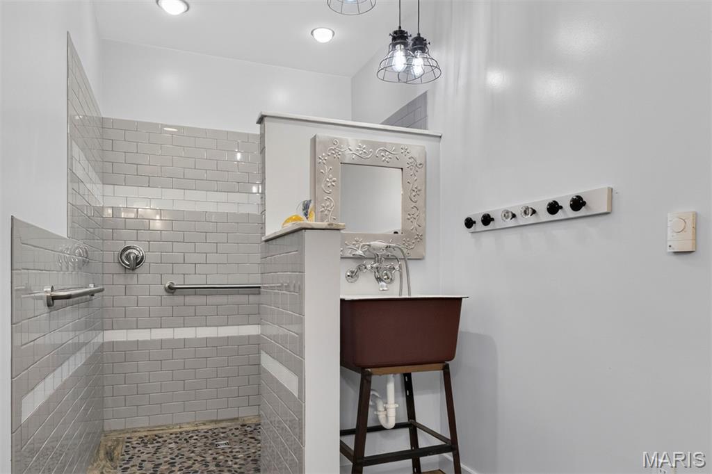 721 N 17th Street Unit: 103