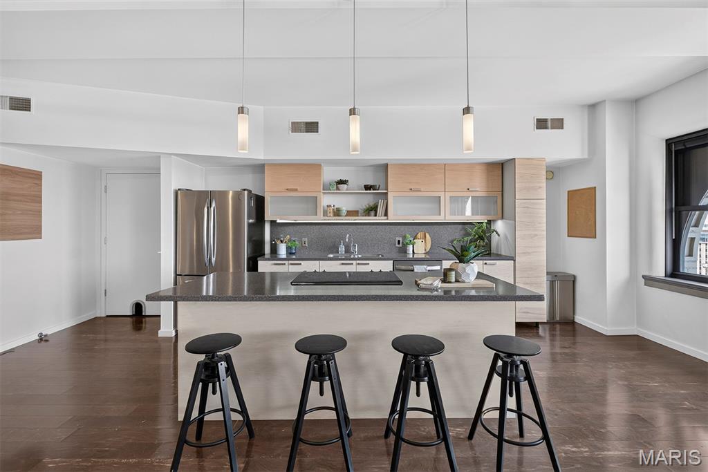 915 Olive Street Unit: 1404