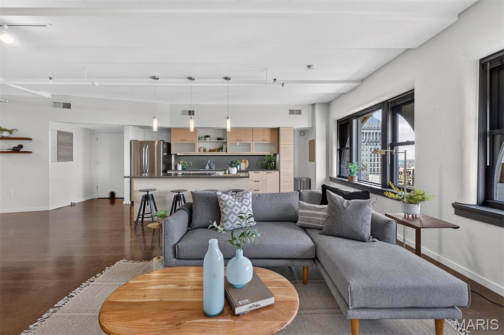 915 Olive Street Unit: 1404
