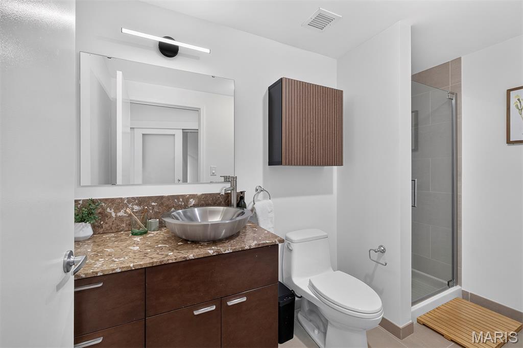 915 Olive Street Unit: 1404