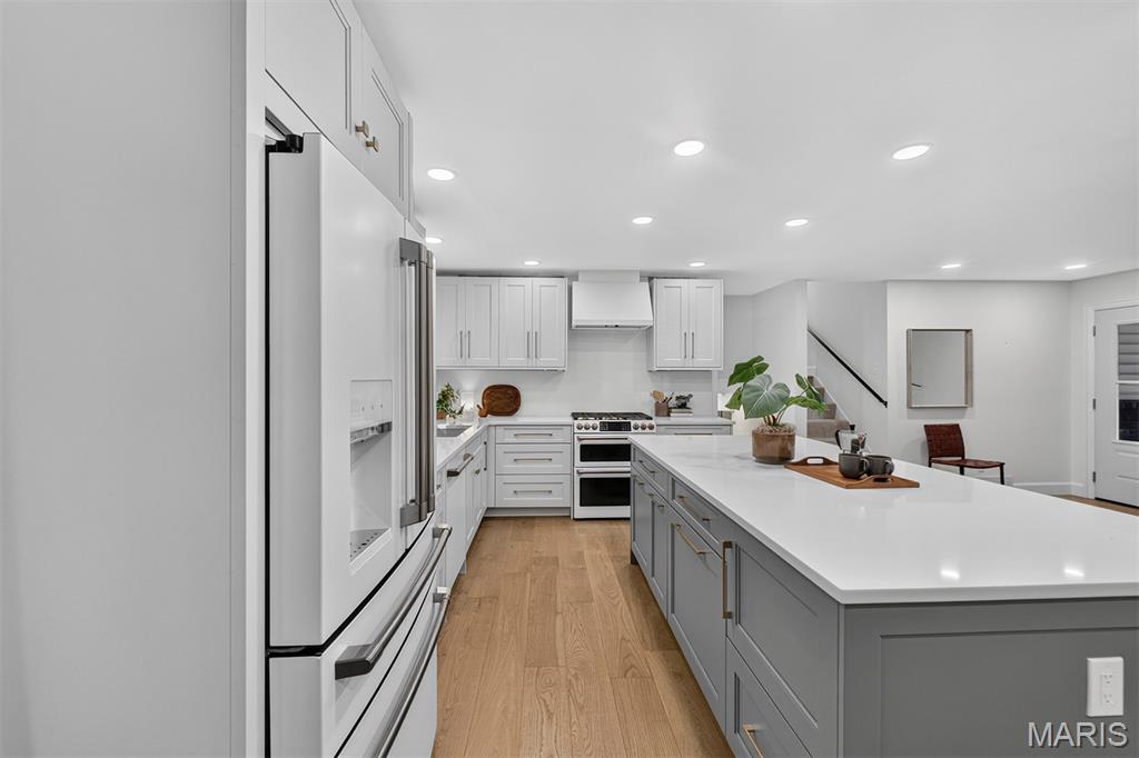 12464 Sparrowwood Drive
