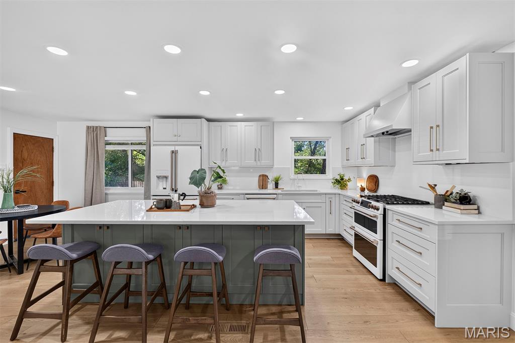 12464 Sparrowwood Drive