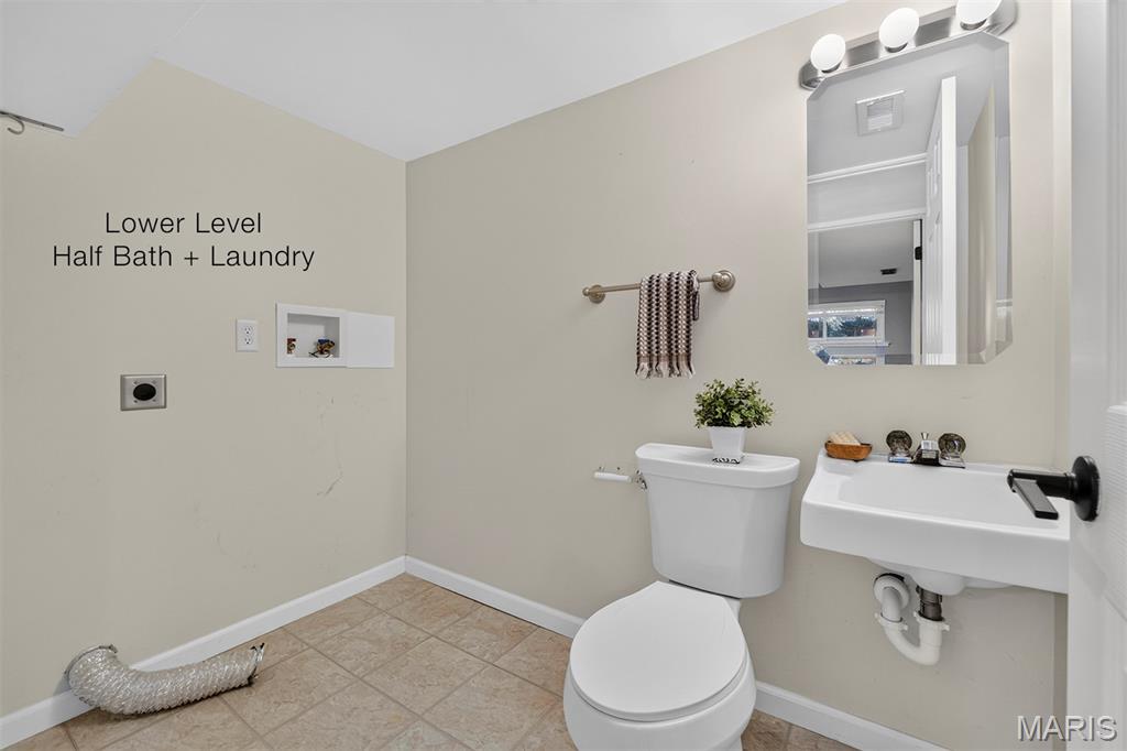 12464 Sparrowwood Drive