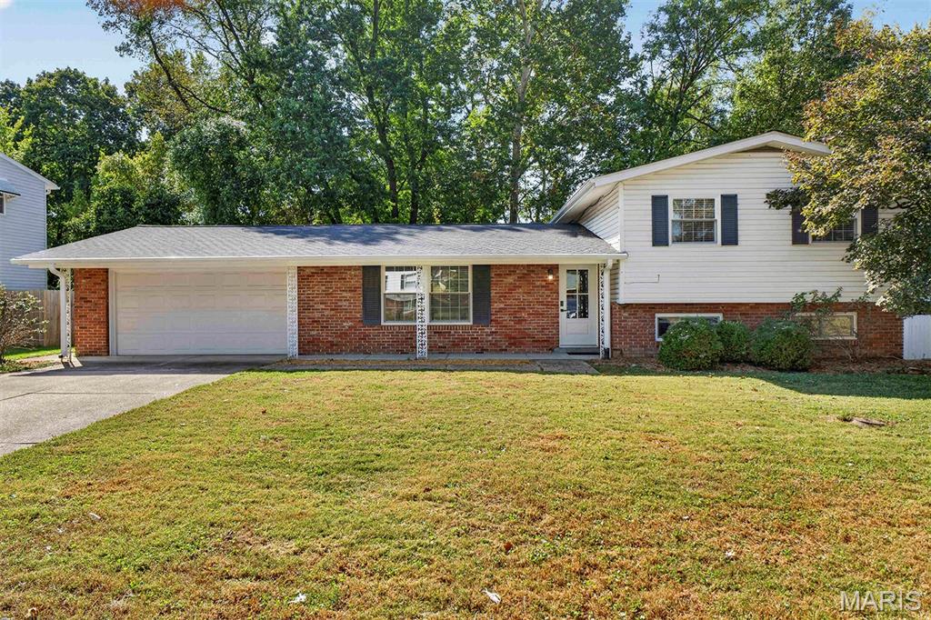 12464 Sparrowwood Drive