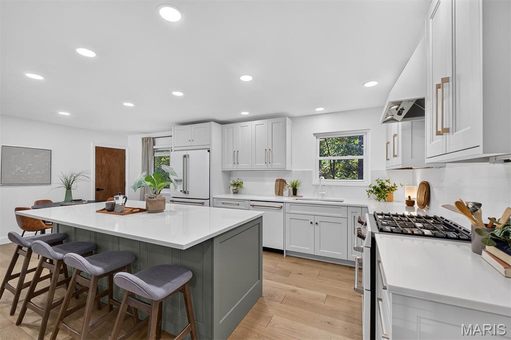 12464 Sparrowwood Drive