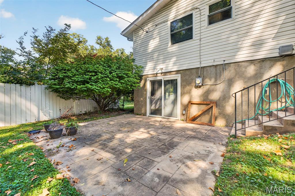12464 Sparrowwood Drive