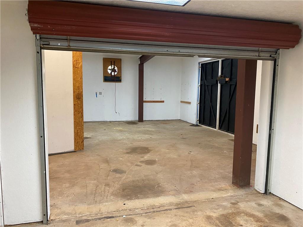 6605 Pine Ridge Circle