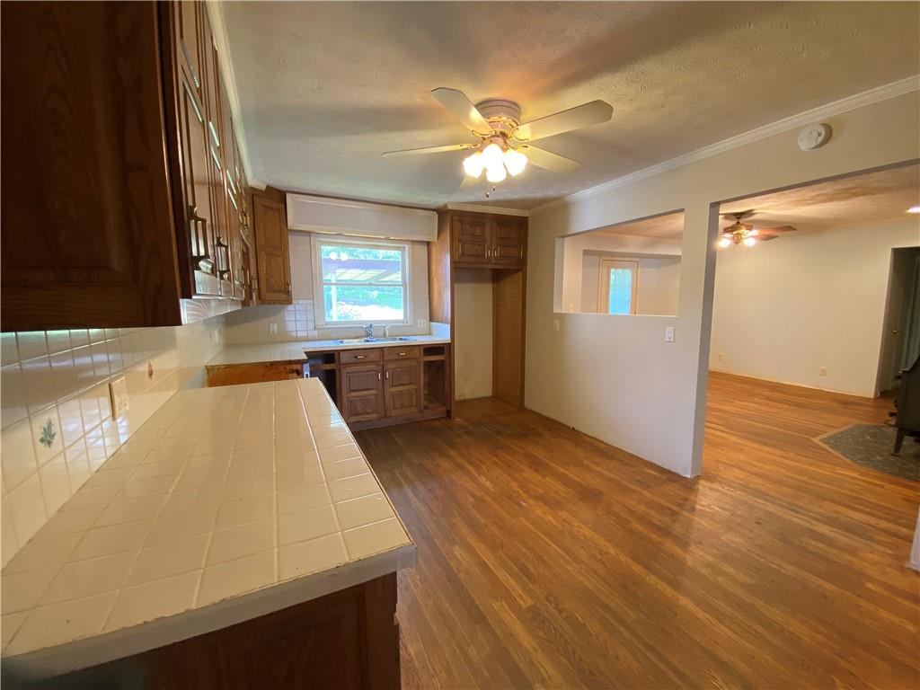 6605 Pine Ridge Circle