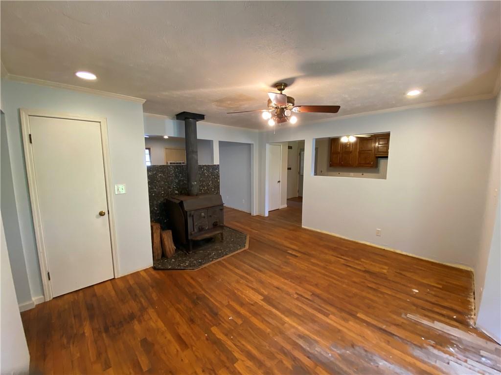 6605 Pine Ridge Circle