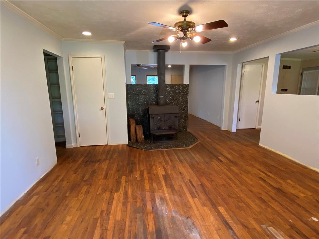 6605 Pine Ridge Circle