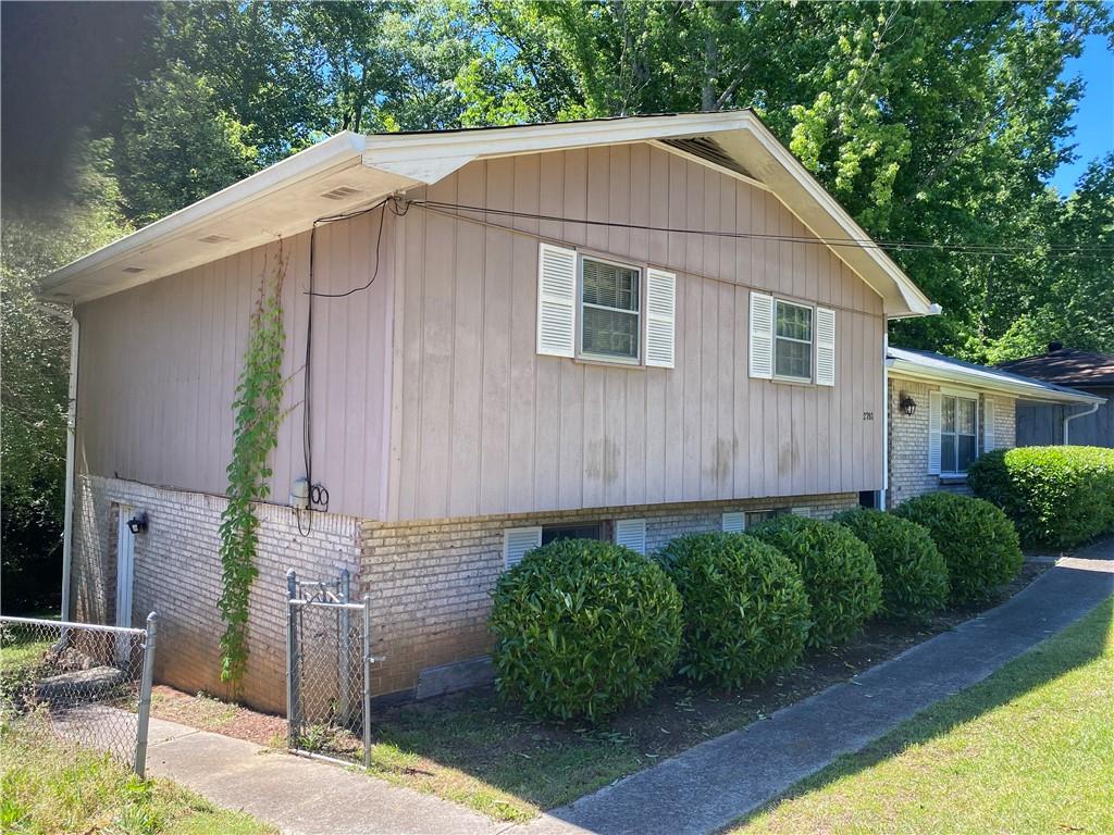 2787 Heritage Lane
