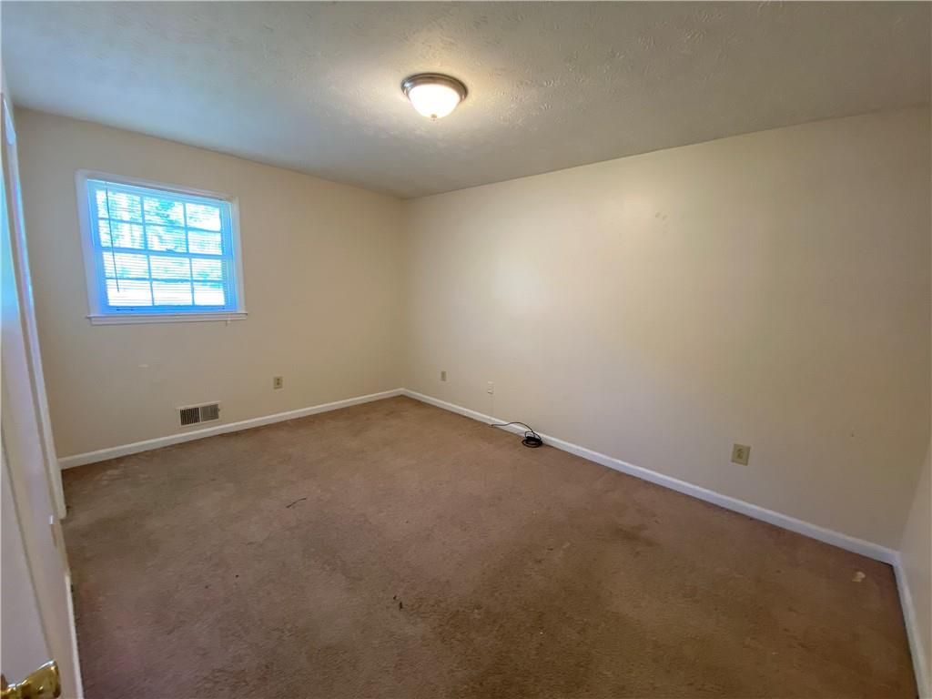 2787 Heritage Lane