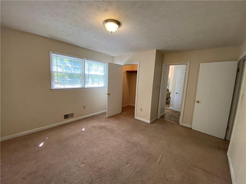 2787 Heritage Lane