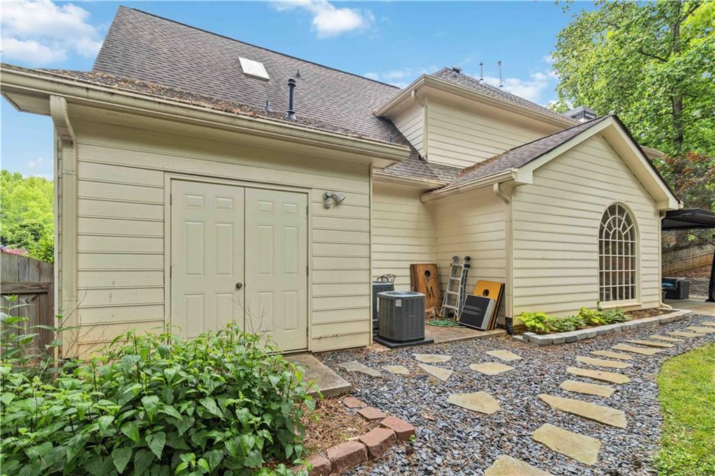 984 Pinfeather Court