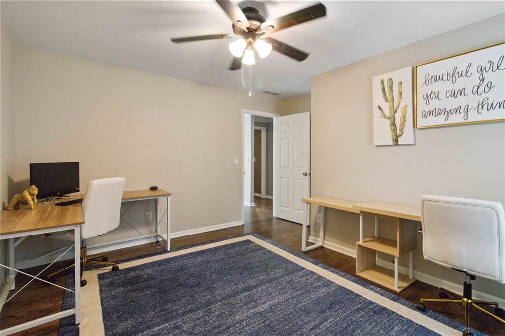 984 Pinfeather Court