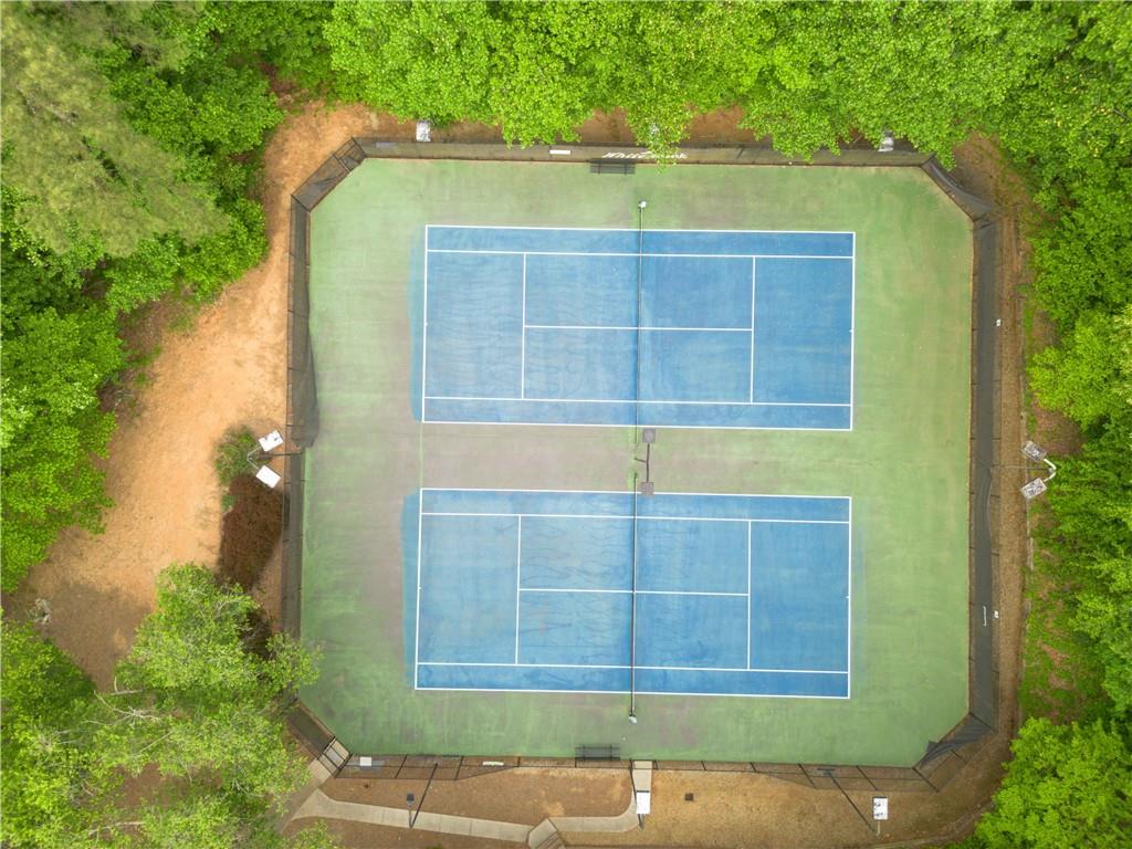 984 Pinfeather Court