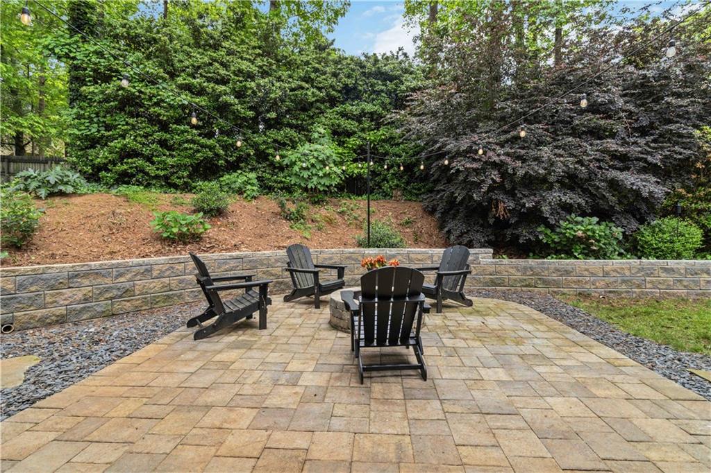 984 Pinfeather Court