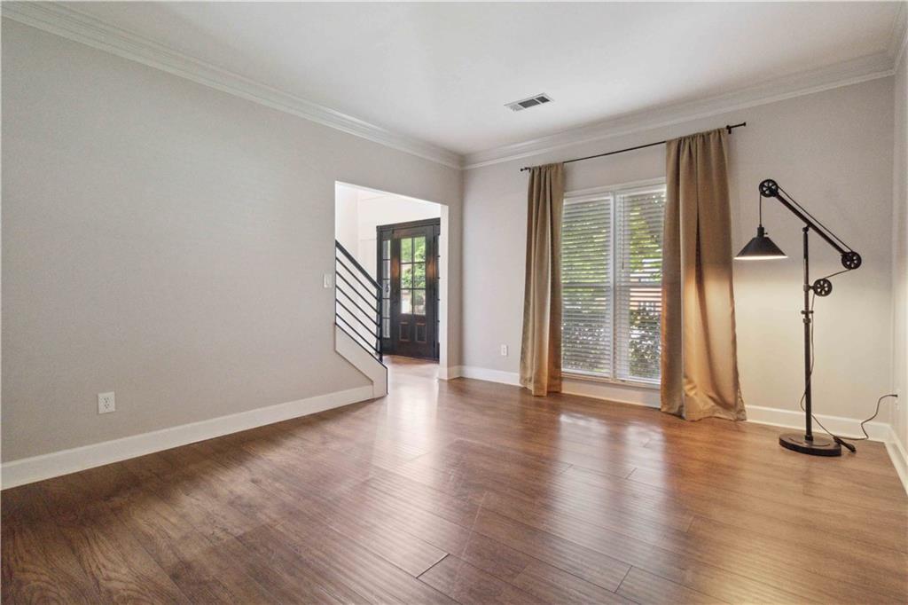 984 Pinfeather Court